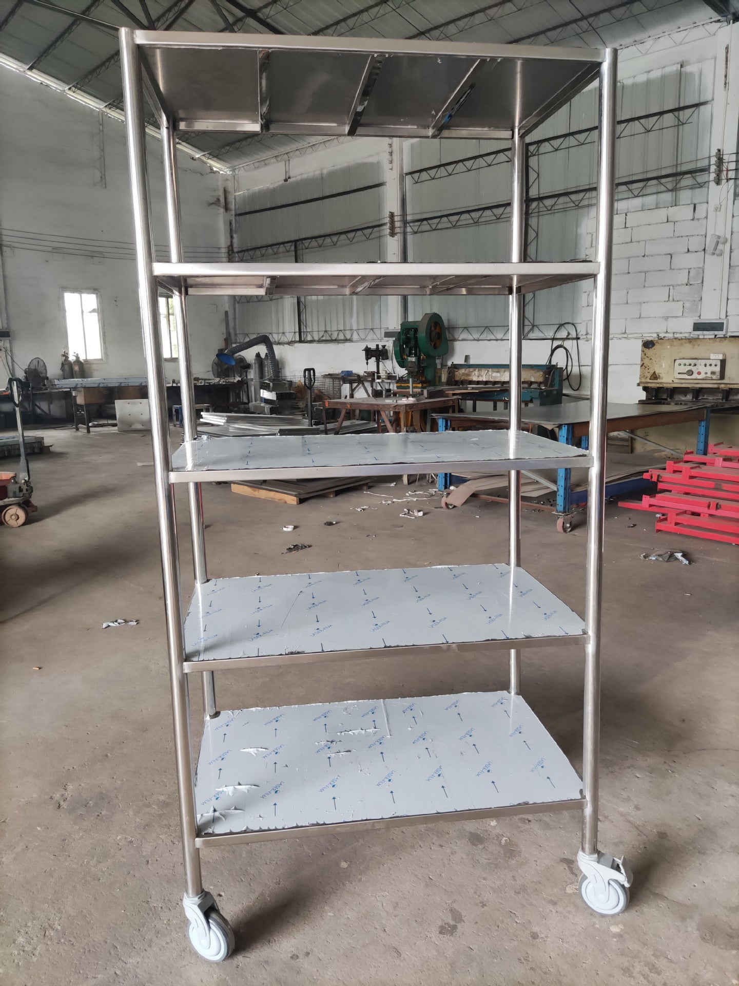 Stainless steel shelves mobile shelves kitchen warehouse special vegetable and pulp storage racks hospital shelves