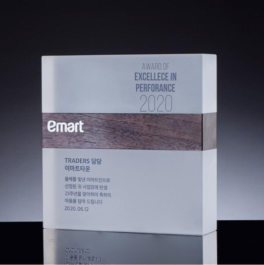 匠心鑄就創意水晶獎杯,金屬設計升華獎座魅力