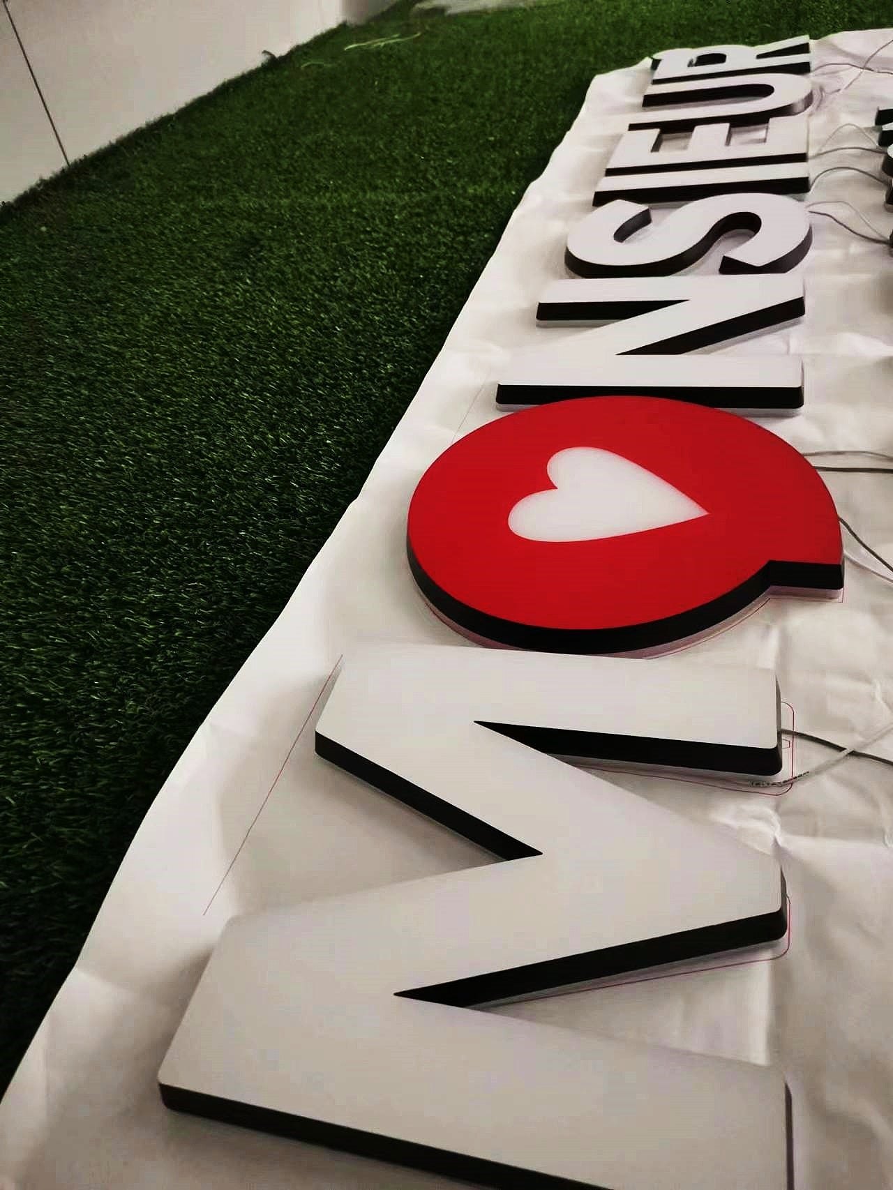 Customized outdoor waterproof acrylic letters custom shop sign LED light acrylic letters 3D acrylic letters