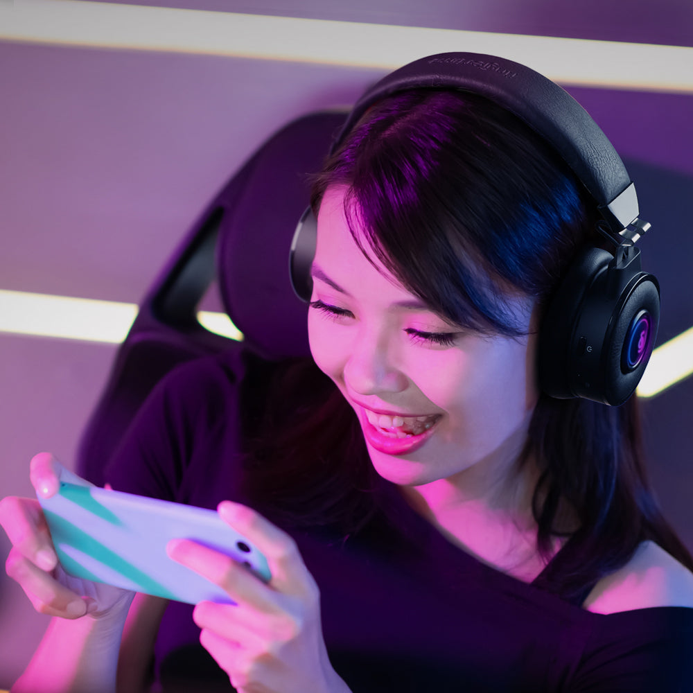 High Quality Electronic LED Wireless Stereo Earphones Headphones