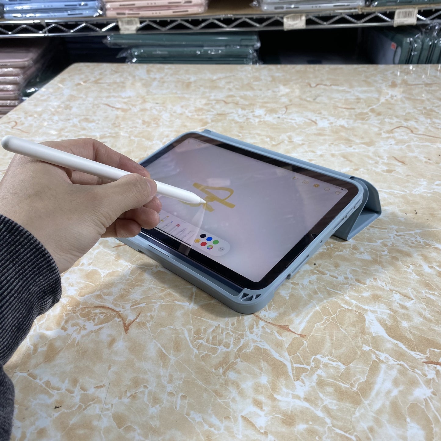 Suitable for 2021 iPad Pro11 protective case 10.2 split magnetic Air4 protective case with pen slot 12.9