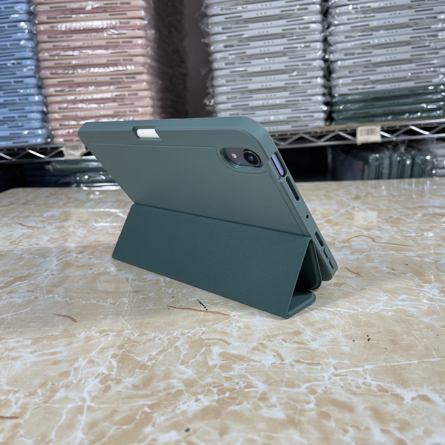 Suitable for 2021 iPad Pro11 protective case 10.2 split magnetic Air4 protective case with pen slot 12.9