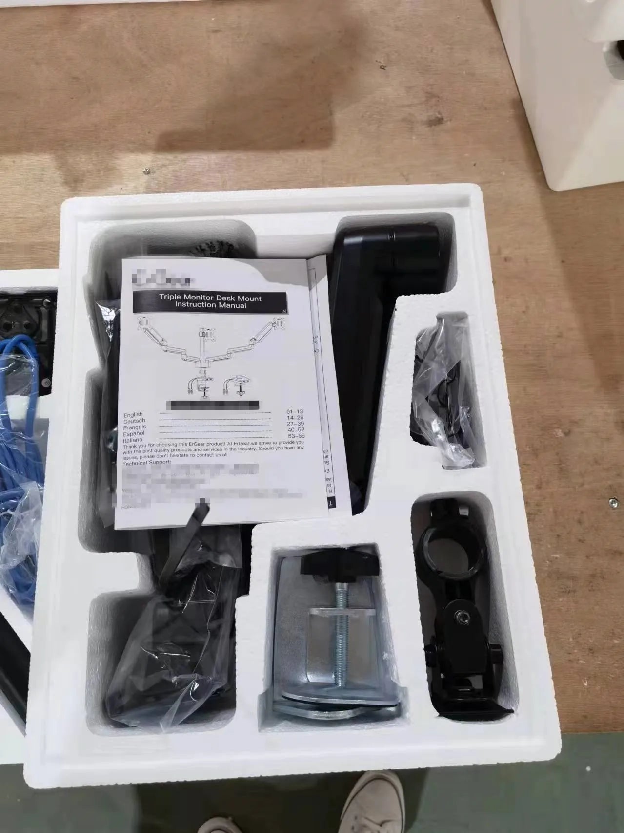 3 台顯示器專用！27 吋內兼容 氣彈簧三重顯示器臂 重型款