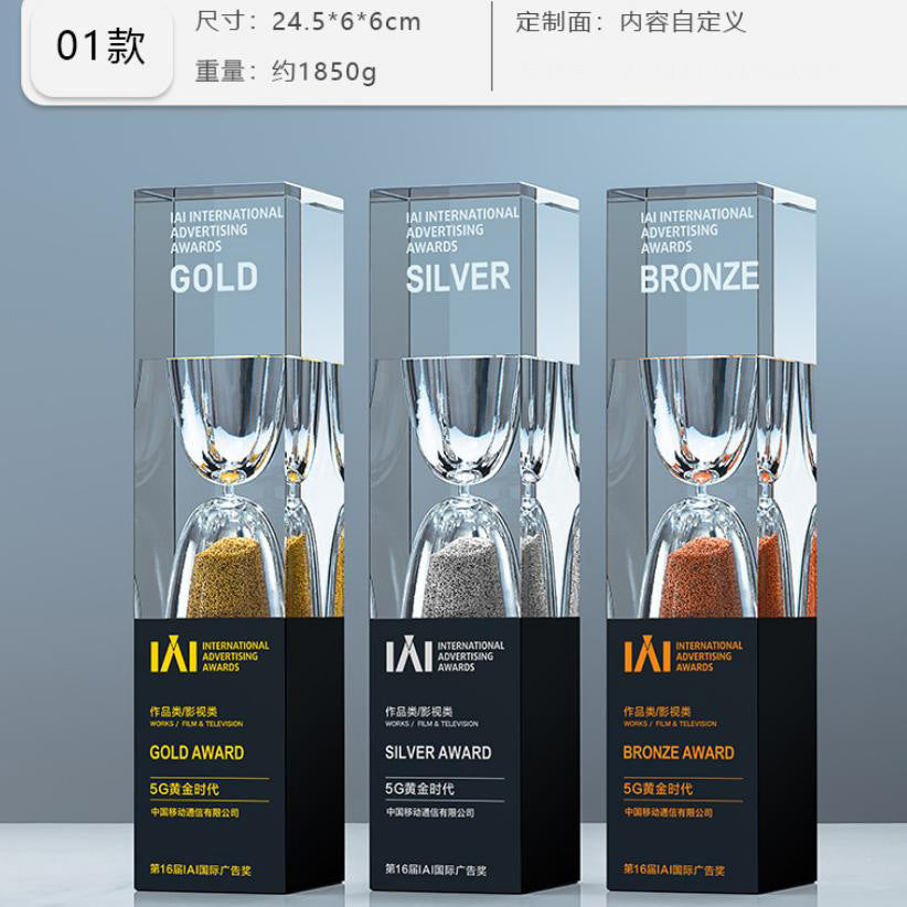 匠心鑄就創意水晶獎杯，金屬設計升華獎座魅力