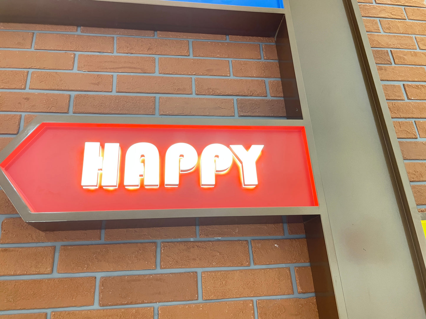 High quality outdoor front-lit colorful letter LED store signage