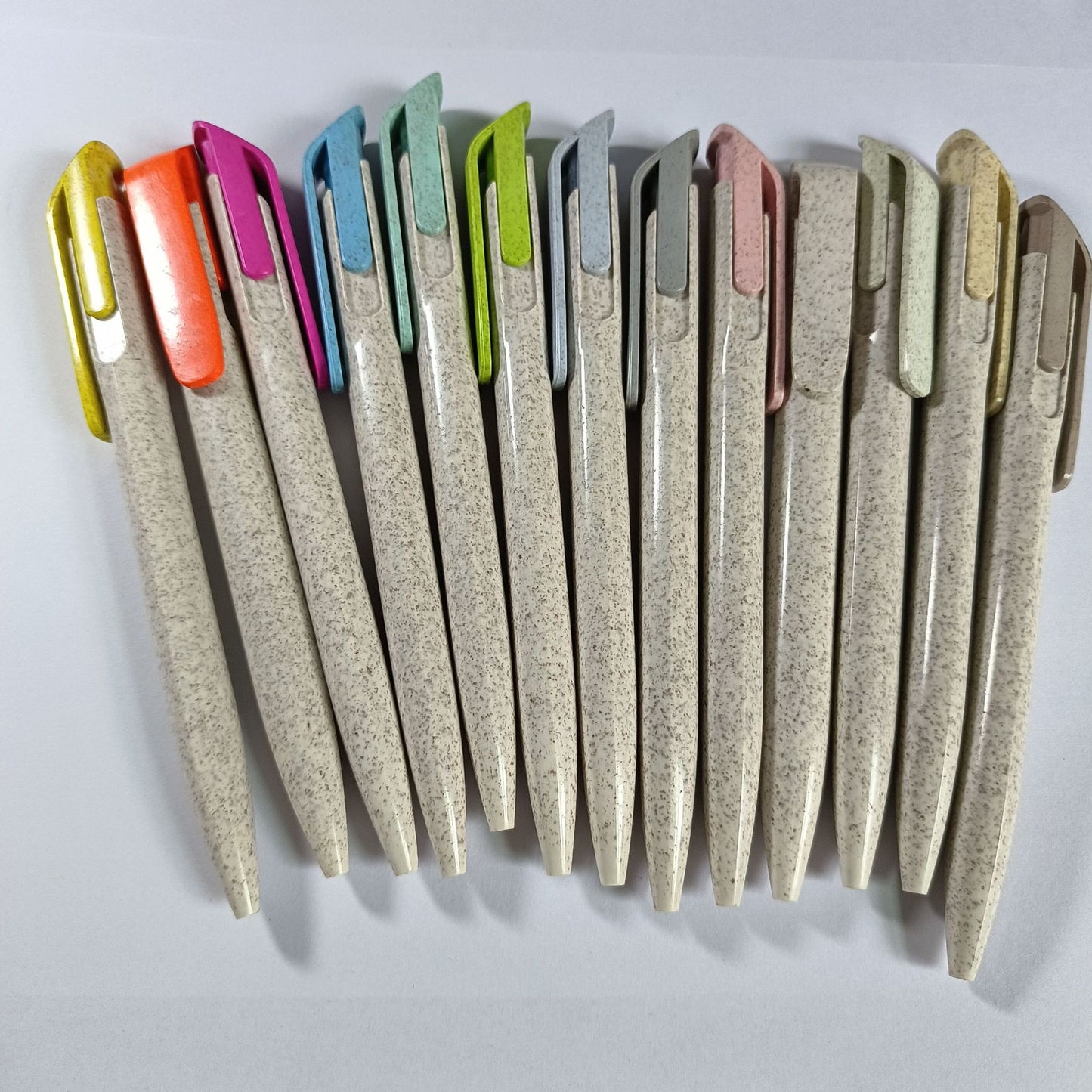 Customized environmentally friendly wheat straw material ballpoint pen