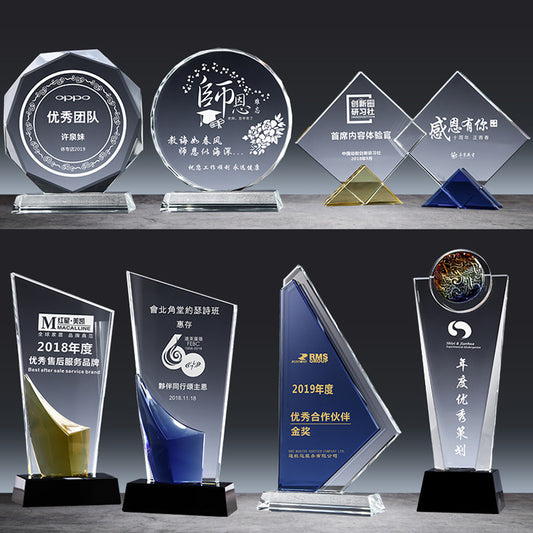 Customized crystal trophies for sports events to commemorate outstanding employees