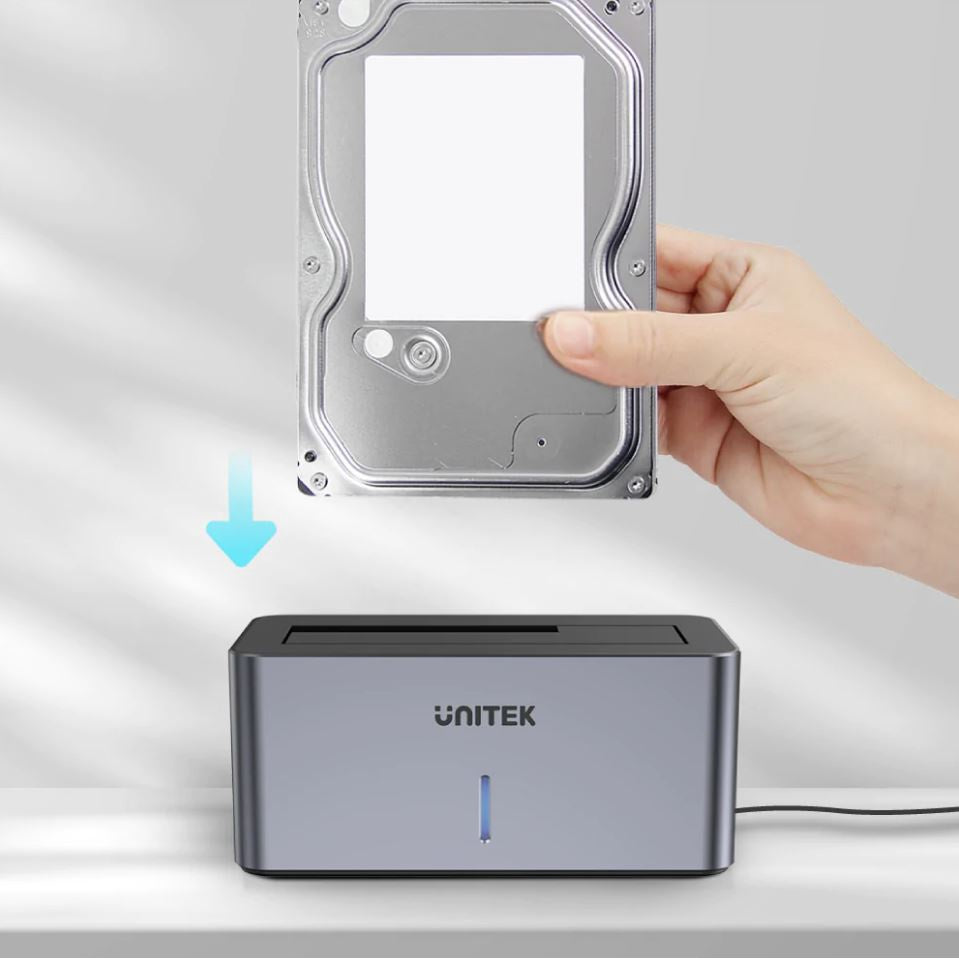 UNITEK USB 3.0 單槽硬碟外接盒2.5/3.5吋-鋁合金(Y-S1304A)